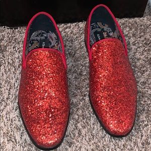 Red glitter dress shoes